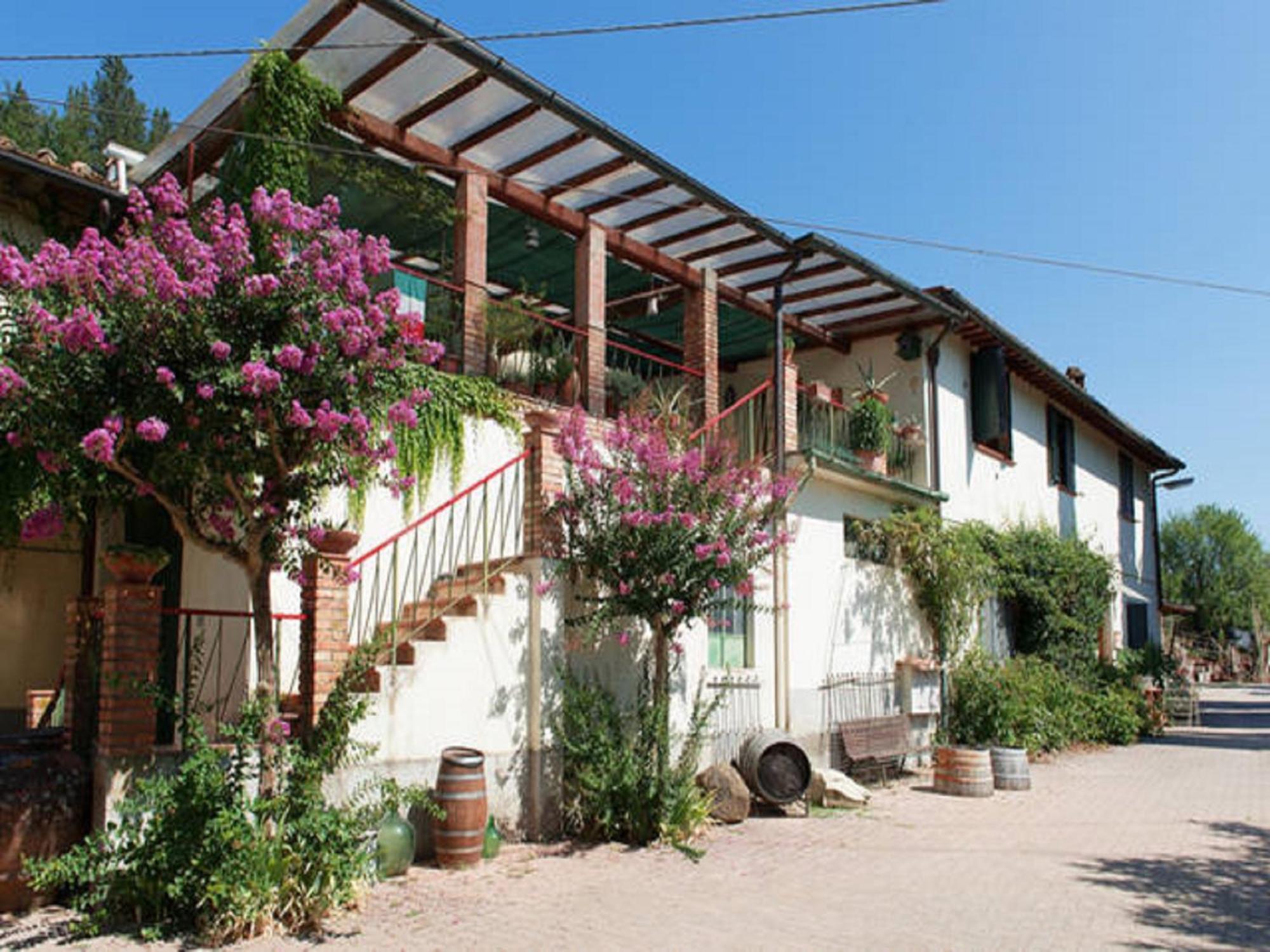 Agriturismo Lucciano ซานกัสชาโน อิน วัลดีเปซา ภายนอก รูปภาพ